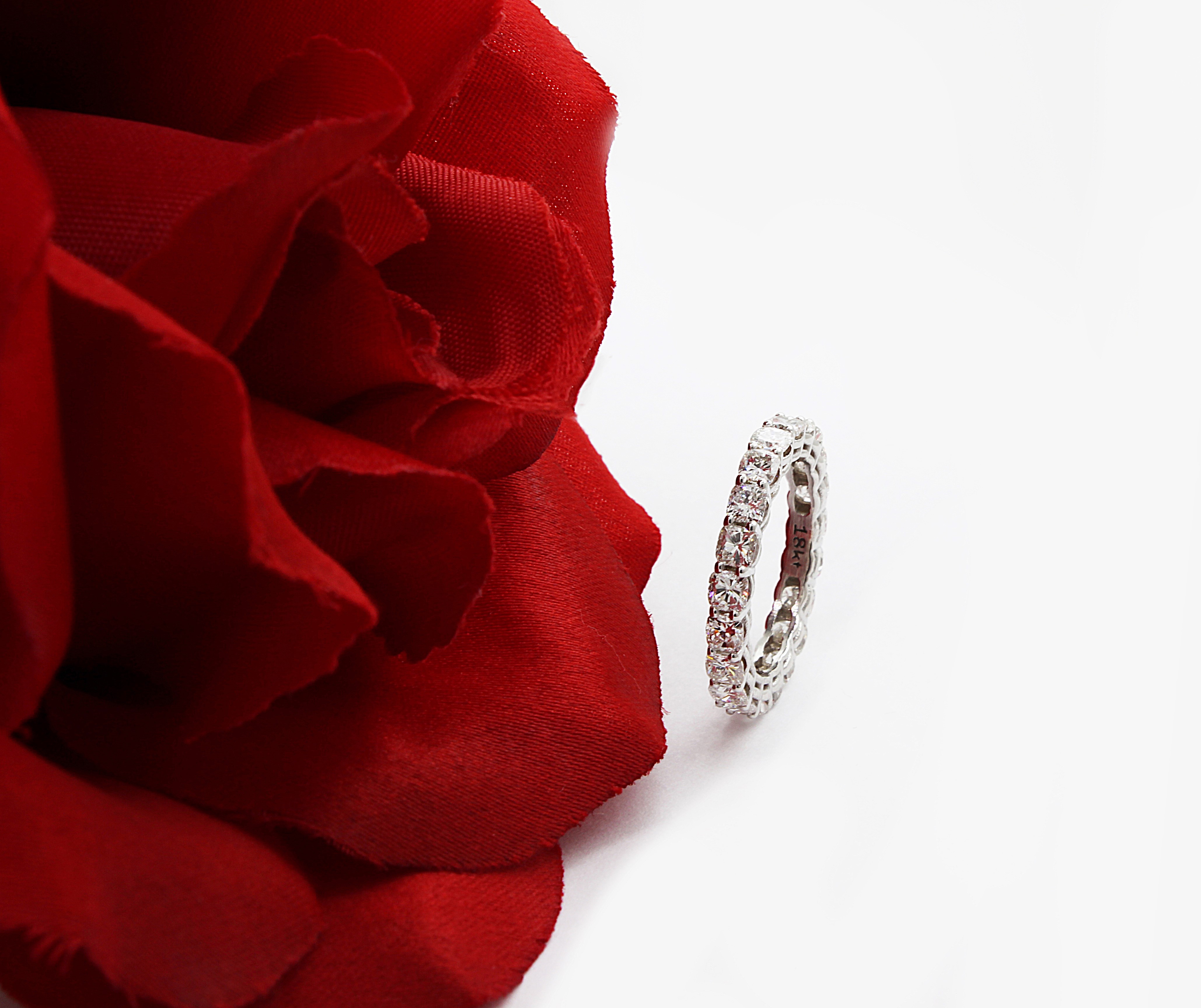 Cushion Cut Eternity Band
